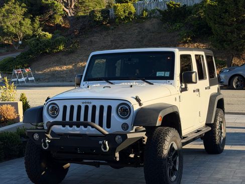 Used 2014 Jeep Wrangler Unlimited Sport w/ Quick Order Package 24S AWD/4WD image 1