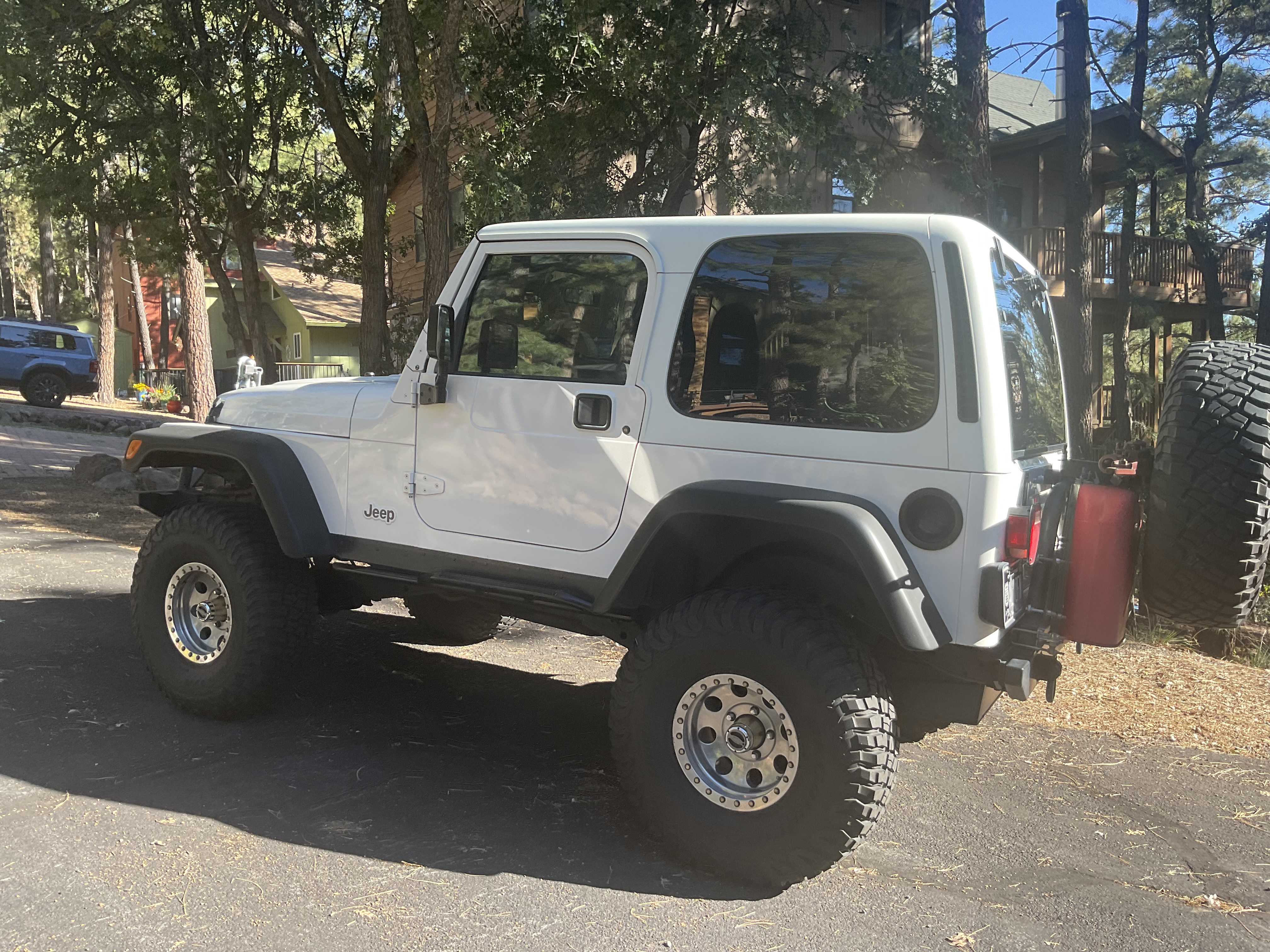 Used 1998 Jeep Wrangler Sport AWD/4WD image 2