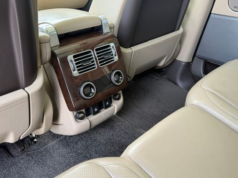 Used 2018 Land Rover Range Rover HSE AWD/4WD image 10