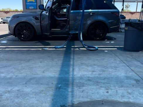 Used 2018 Land Rover Range Rover Sport HSE Dynamic AWD/4WD image 16