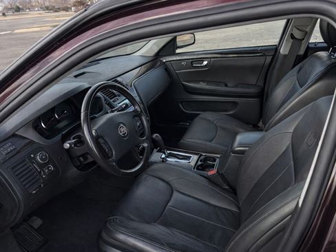 Used 2008 Cadillac DTS Performance image 10