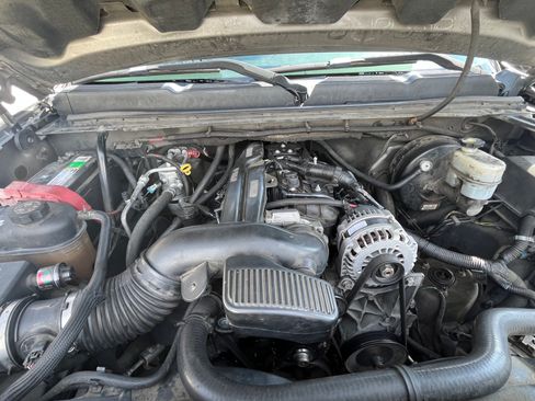 Used 2007 Chevrolet Silverado 1500 LT w/ California Package image 17