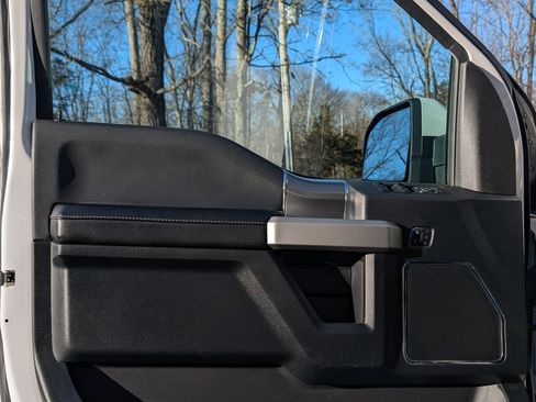 Used 2016 Ford F150 Lariat image 15