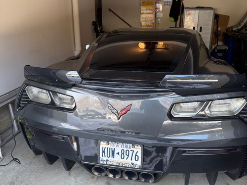 Used 2017 Chevrolet Corvette Z06 image 4