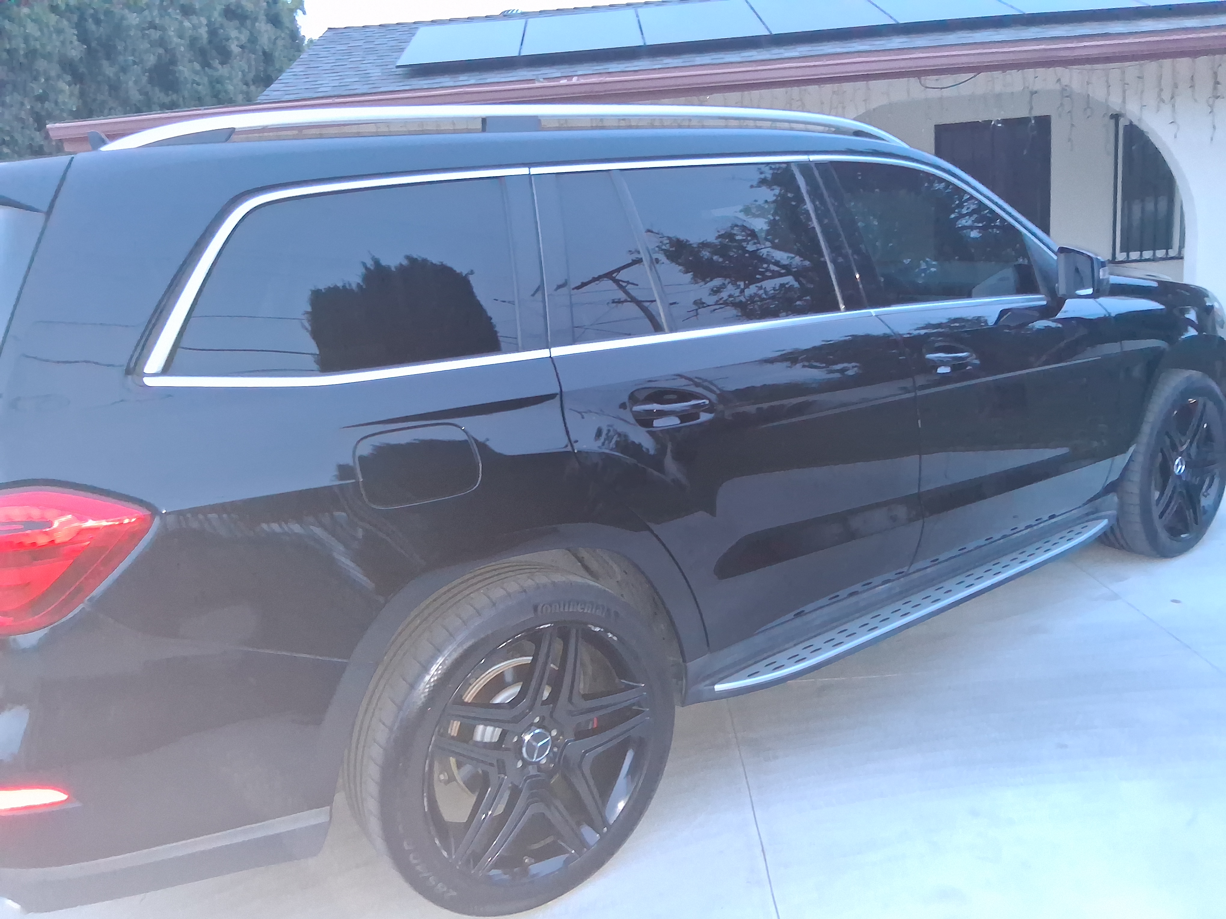Used 2013 Mercedes-Benz GL 450 4MATIC image 2