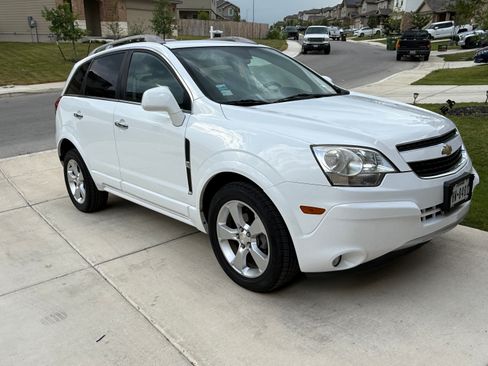 Used 2014 Chevrolet Captiva Sport LTZ FWD image 13