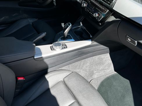 Used 2019 BMW 430i Coupe w/ M Sport Package image 10