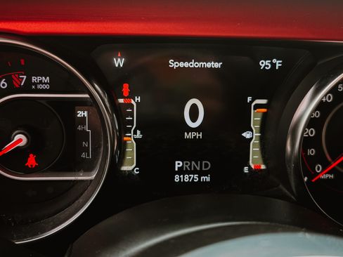 Used 2021 Jeep Wrangler Unlimited Rubicon AWD/4WD image 10