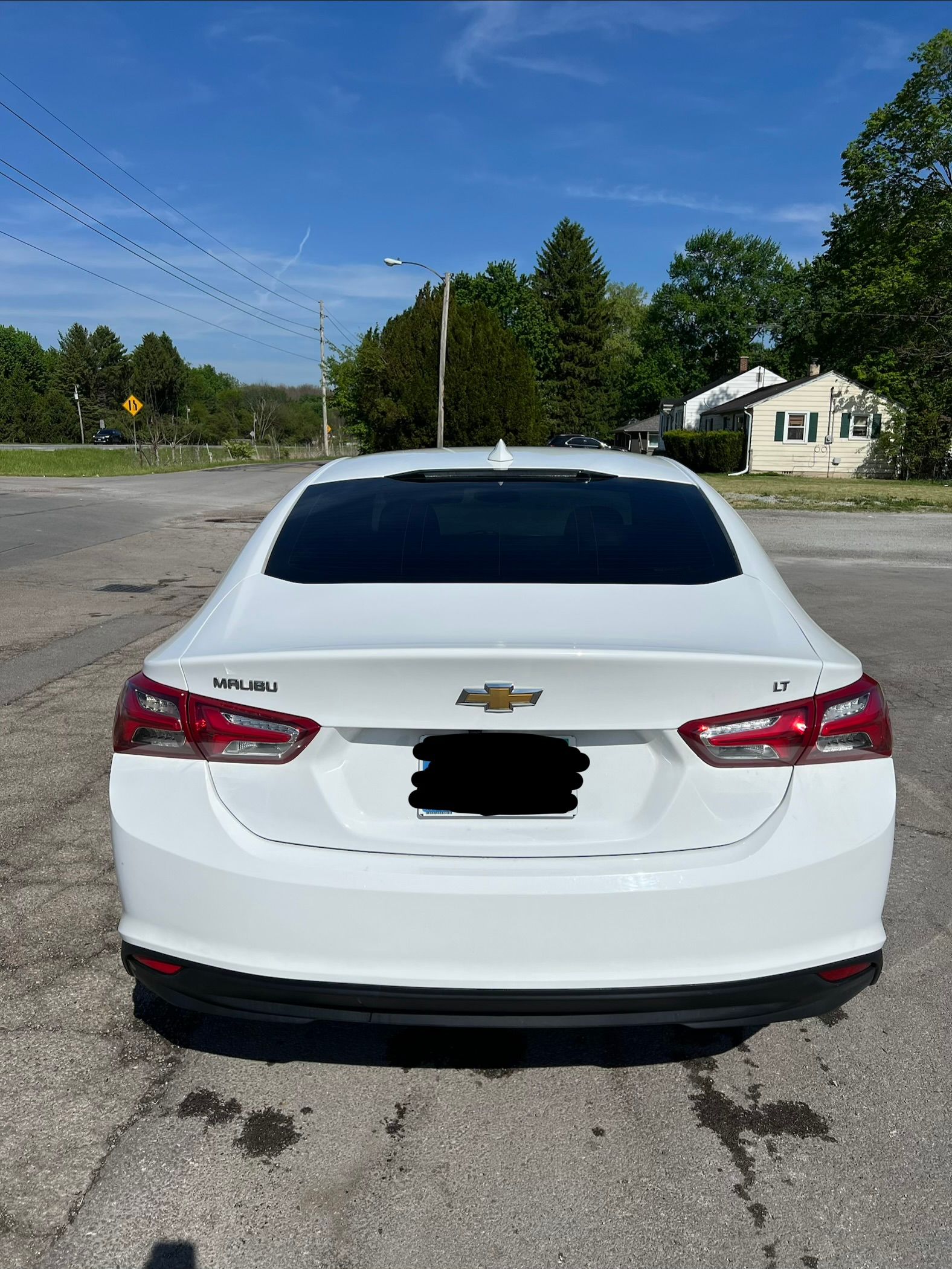 Used 2022 Chevrolet Malibu LT FWD image 4