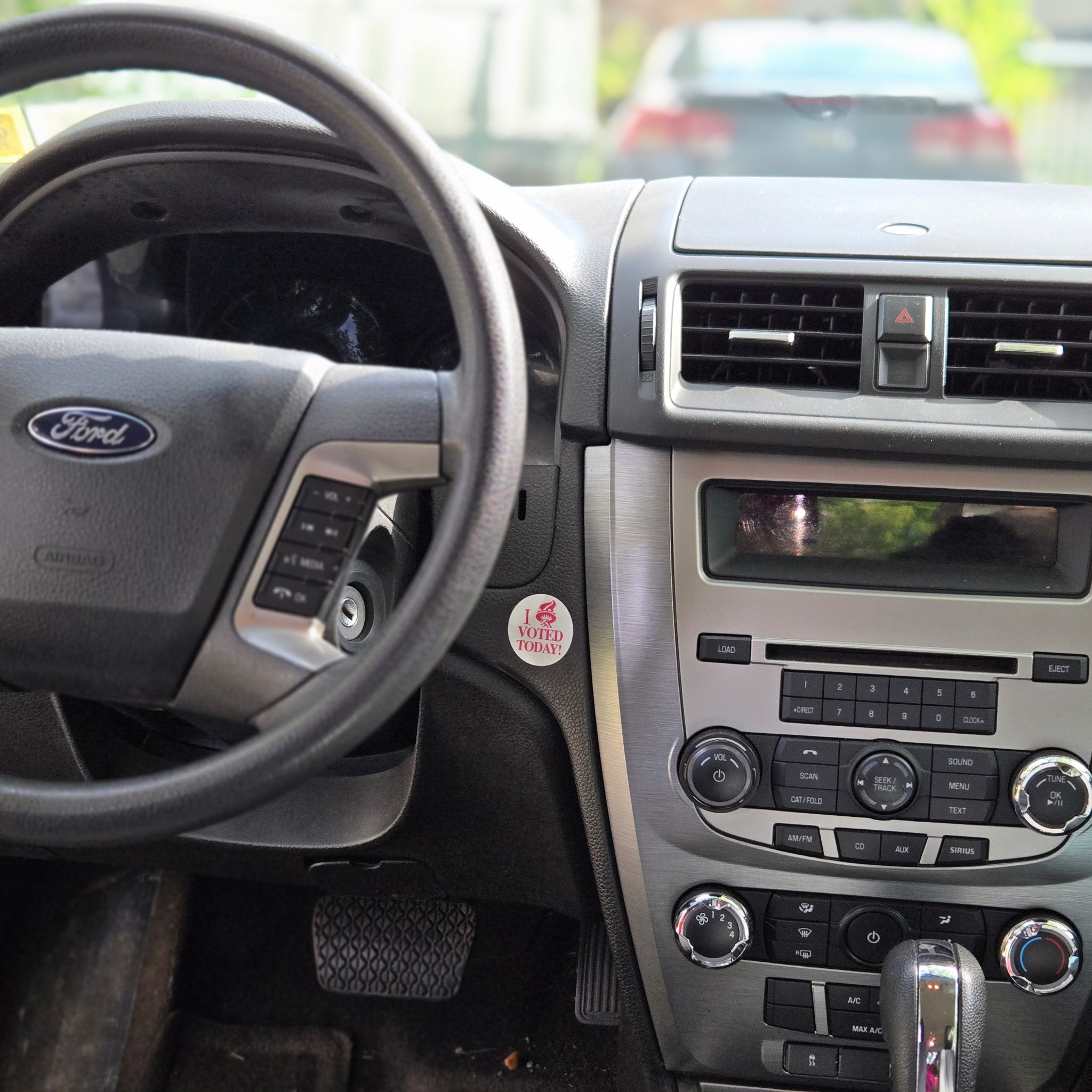 Used 2010 Ford Fusion SE FWD image 6