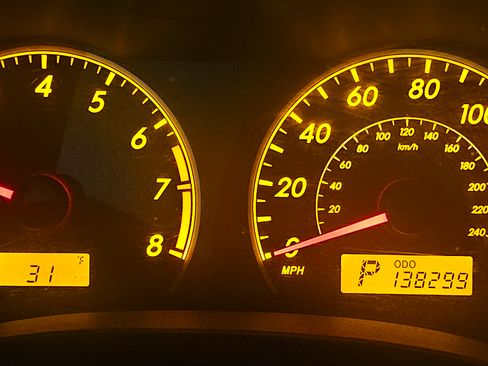 Used 2010 Toyota Corolla LE image 17