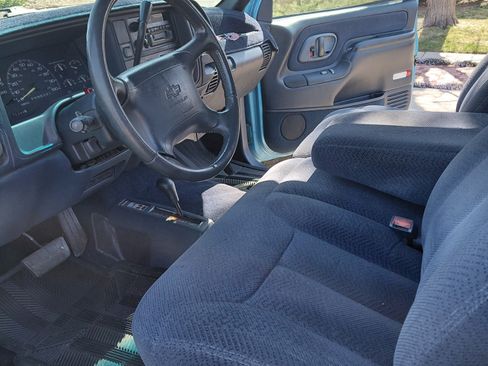 Used 1995 Chevrolet Silverado 1500 4x4 Extended Cab image 17