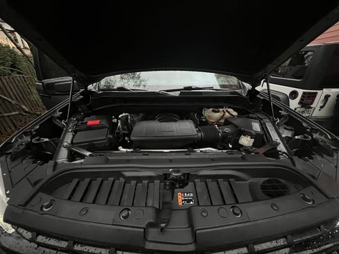 Used 2020 Chevrolet Silverado 1500 LT Trail Boss image 11