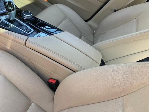 Used 2015 BMW 528i Sedan image 19