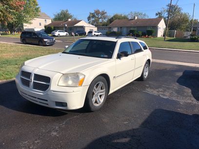 Used 2005 Dodge Magnum R/T w/ Convenience Group II