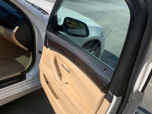 Used 2015 BMW 528i Sedan image 23