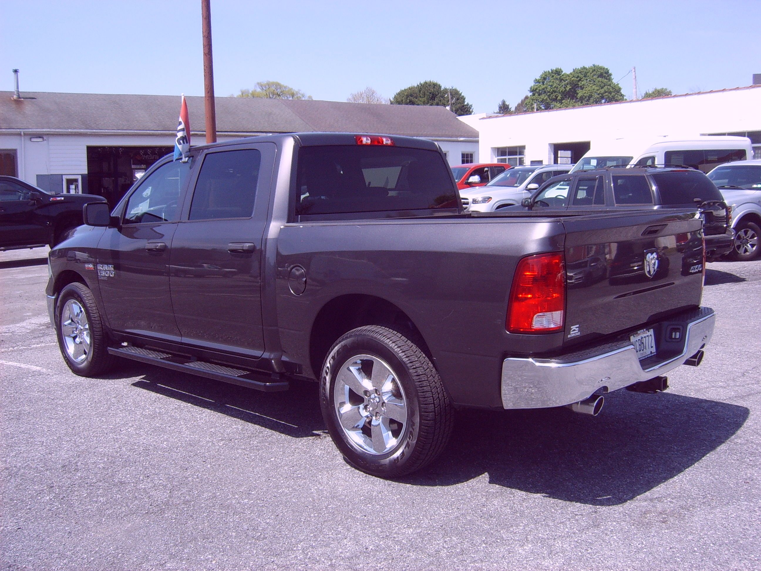 Used 2019 RAM 1500 Tradesman w/ Tradesman SXT Package AWD/4WD image 4