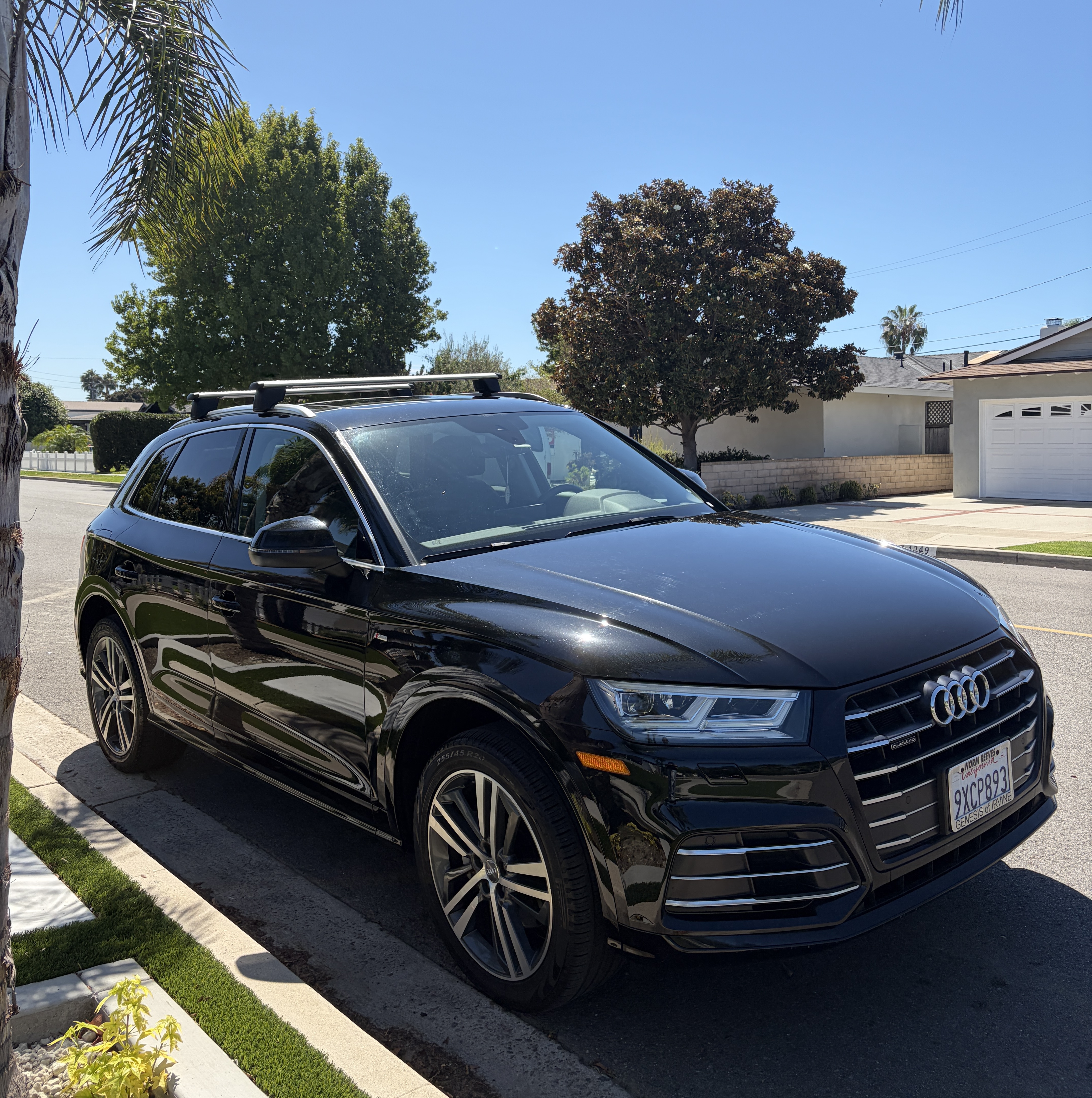 Used 2020 Audi Q5 e Premium Plus w/ Premium Plus Package AWD/4WD image 18