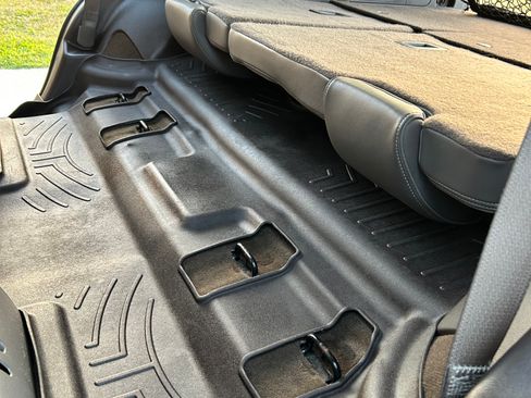 Used 2016 GMC Yukon Denali w/ Open Road Package image 29