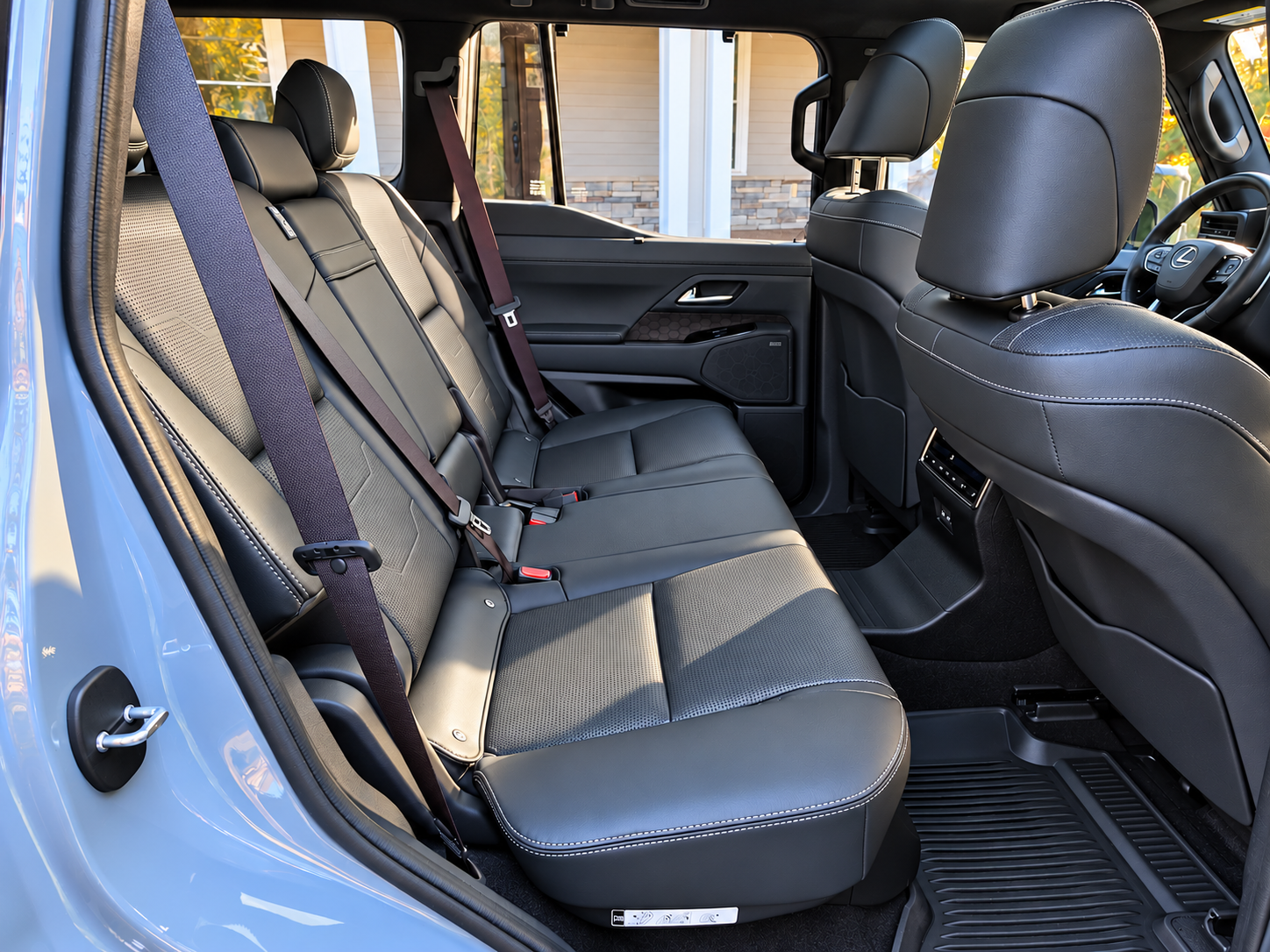 Used 2024 Lexus GX 550 w/ Accessory Package (Z1) AWD/4WD image 17