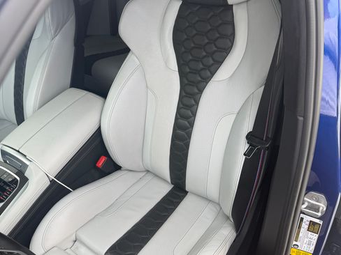 Used 2020 BMW X5 M Competition w/ Executive Package image 28