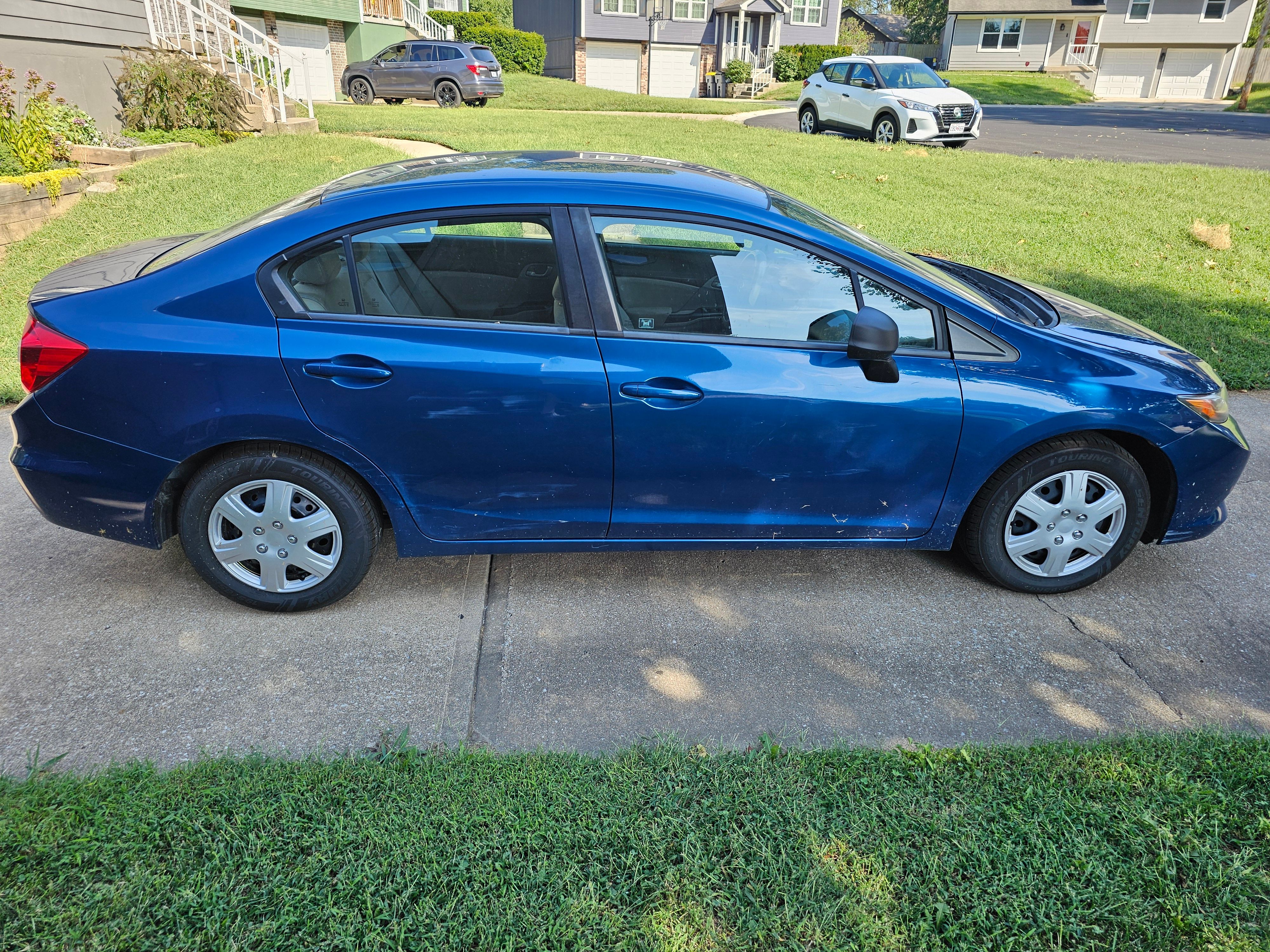 Used 2012 Honda Civic LX image 2