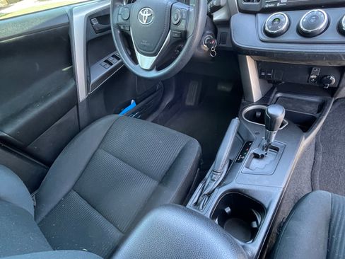 Used 2017 Toyota RAV4 LE w/ Carpet Mat Package FWD image 11