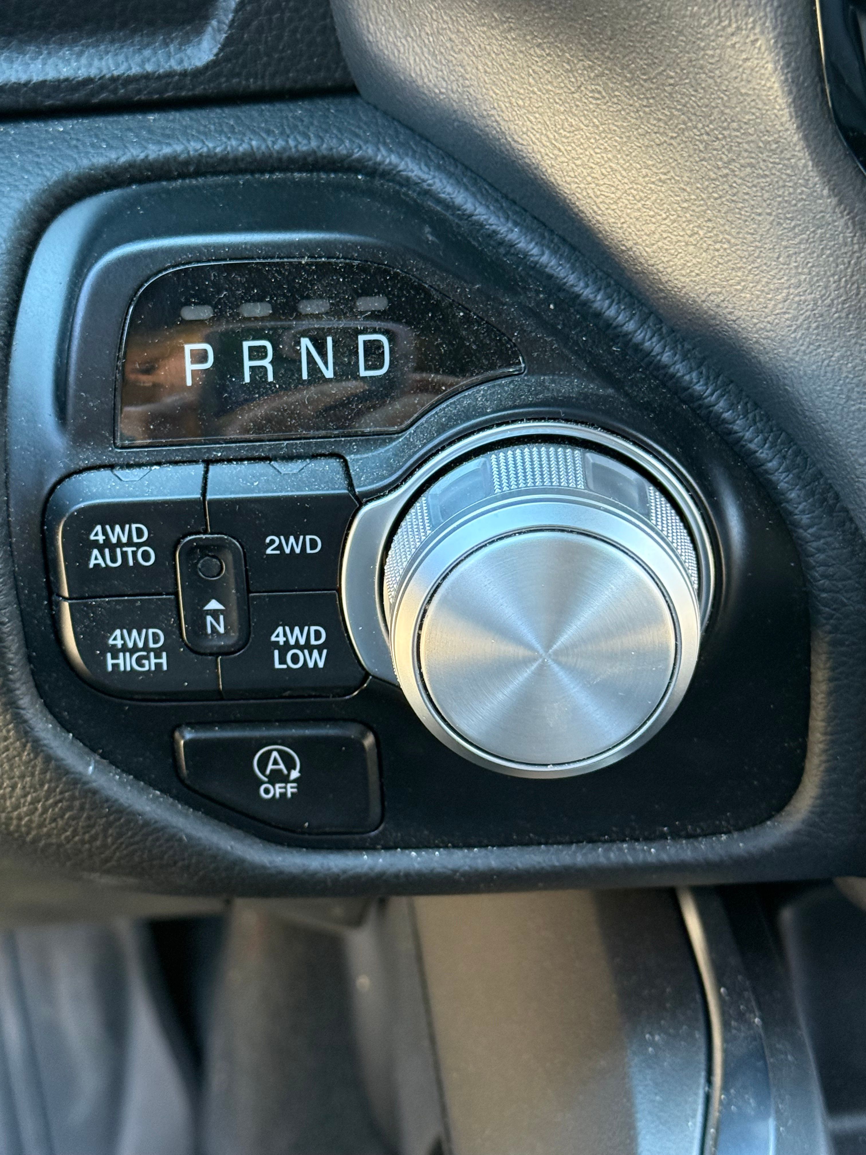 Used 2024 RAM 1500 Laramie AWD/4WD image 17