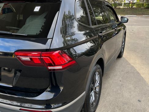 Used 2022 Volkswagen Tiguan SE image 10