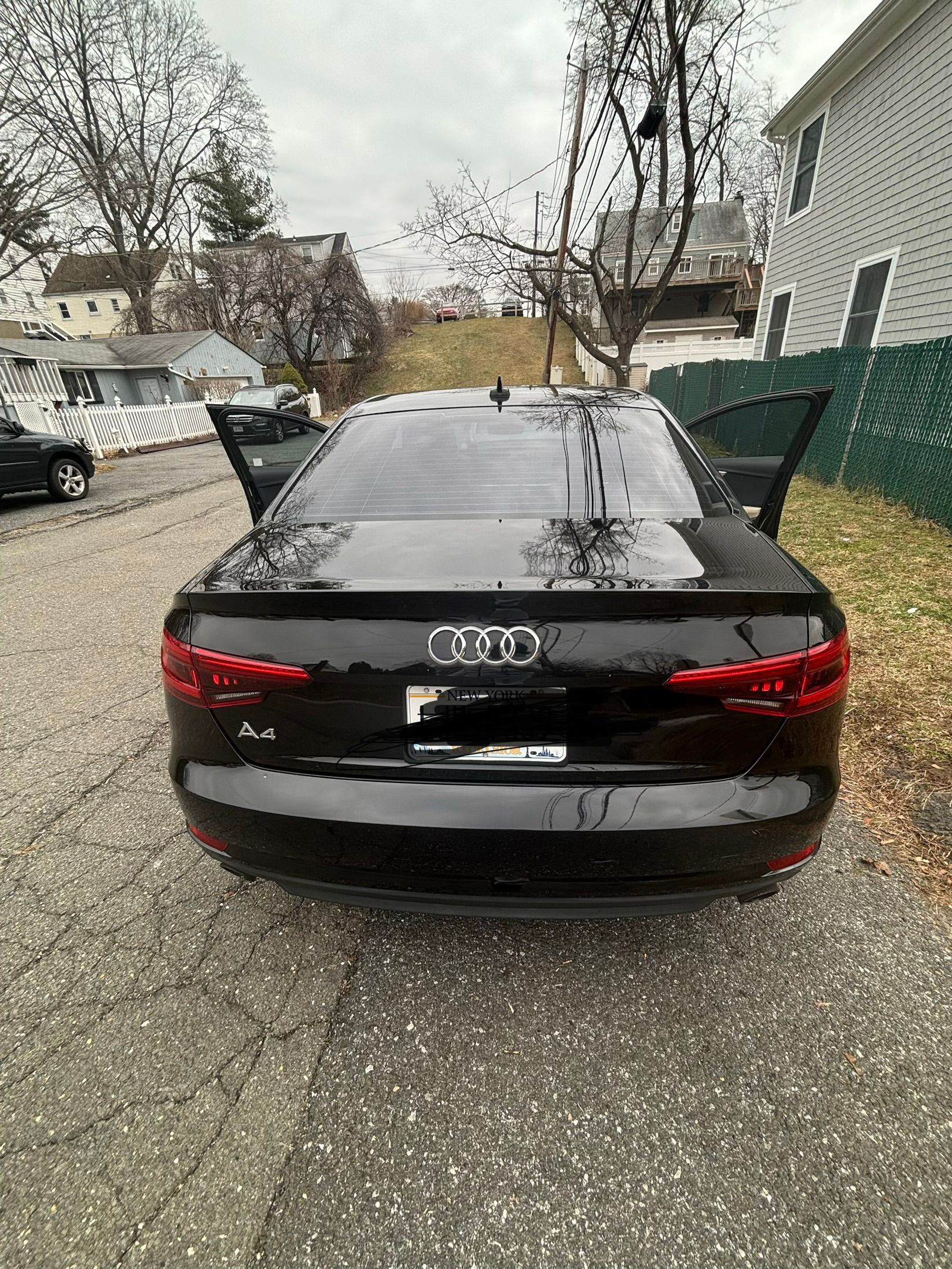 Used 2017 Audi A4 2.0T Premium FWD image 9