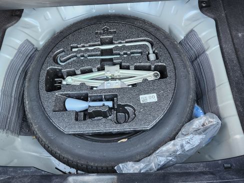 Used 2022 Honda Civic Sport image 12