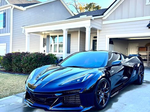 Used 2023 Chevrolet Corvette Z06 w/ Engine Appearance Package RWD image 13