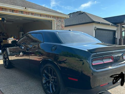 Used 2021 Dodge Challenger SXT w/ Blacktop Package image 6