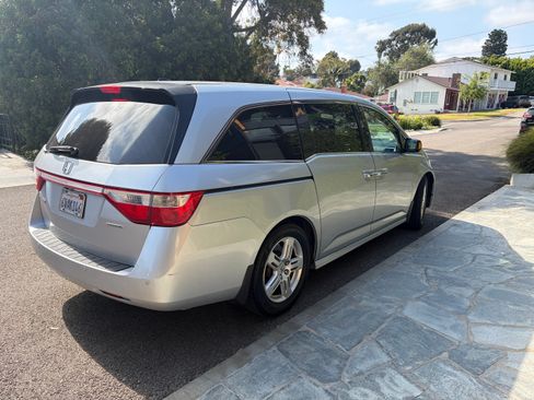 Used 2012 Honda Odyssey Touring image 5