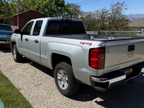 Used 2014 Chevrolet Silverado 1500 LT w/ LT Convenience Package AWD/4WD image 10