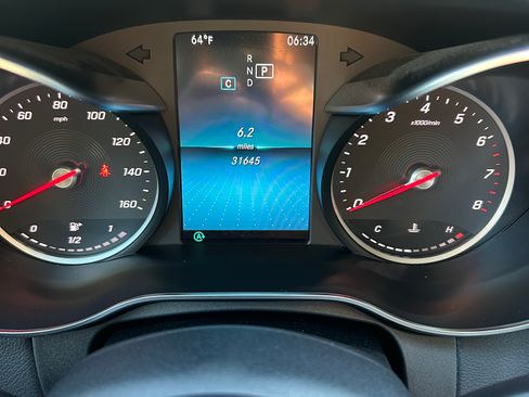 Used 2019 Mercedes-Benz C 300 Sedan image 2