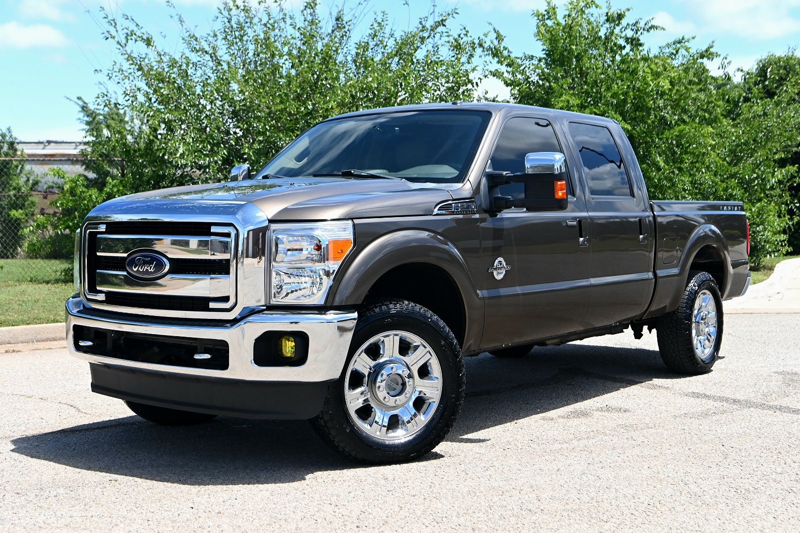 Used 2015 Ford F250 Lariat w/ Chrome Package AWD/4WD image 14