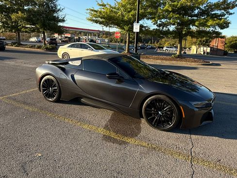 Used 2019 BMW i8 Roadster image 2