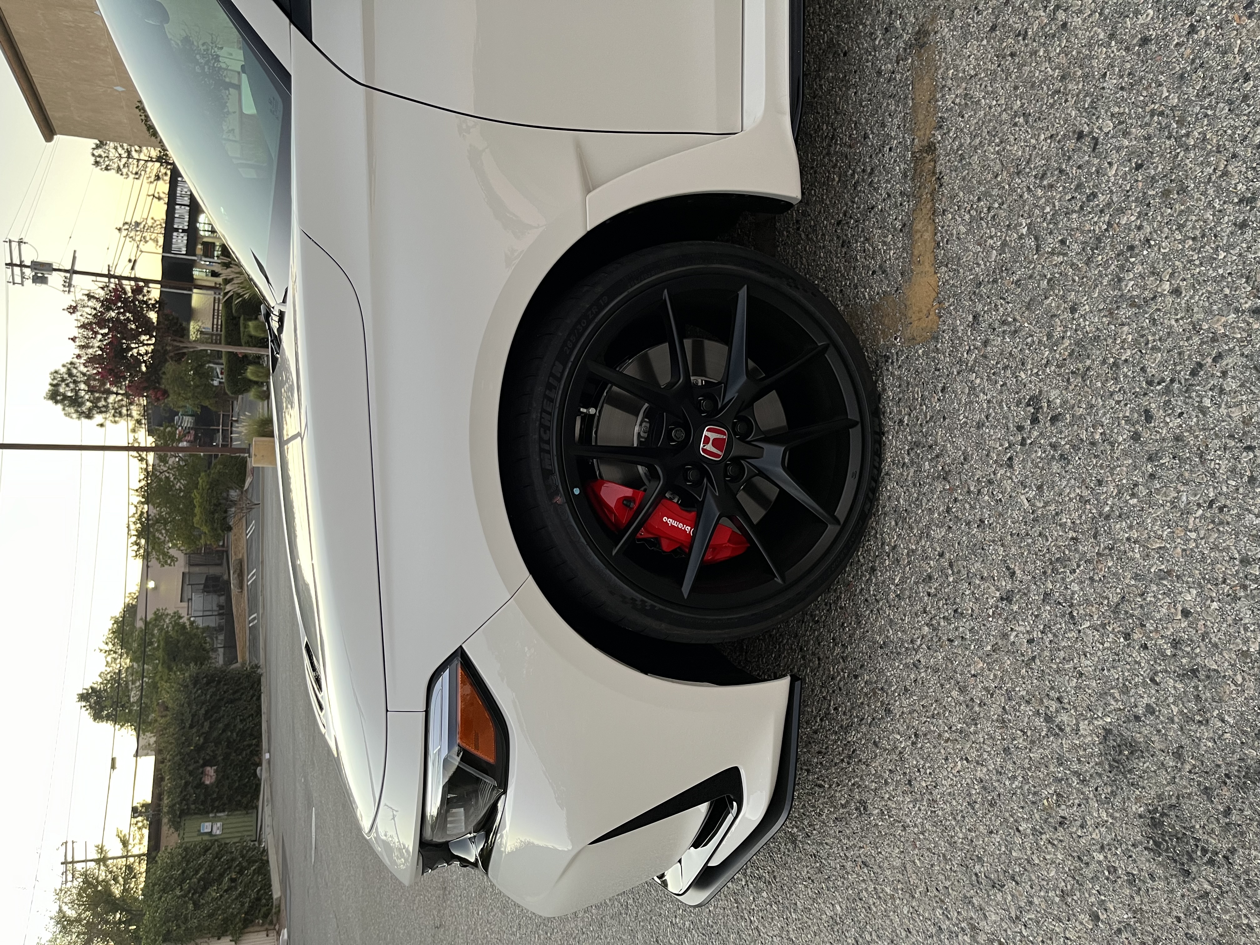 Used 2024 Honda Civic Type R image 4
