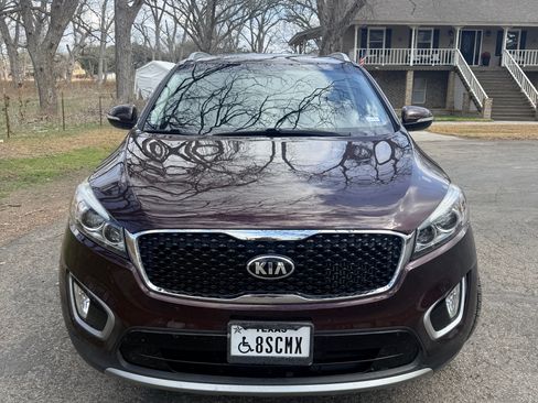 Used 2016 Kia Sorento EX image 5