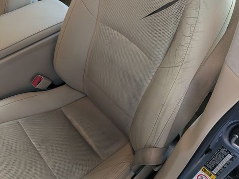 Used 2013 Lexus ES 300h w/ Luxury Pkg image 15