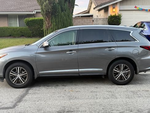 Used 2019 INFINITI QX60 Luxe FWD image 1