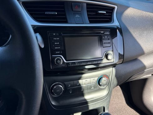 Used 2017 Nissan Sentra SV image 22