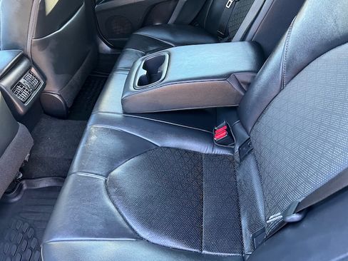 Used 2018 Toyota Camry XSE image 11