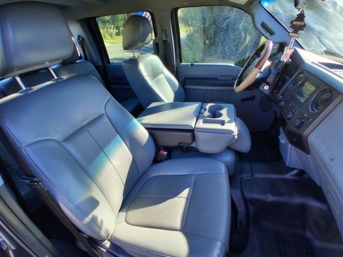Used 2012 Ford F250 XL image 9