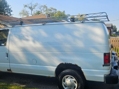 Used 2012 Ford E-350 and Econoline 350 Super Duty image 9