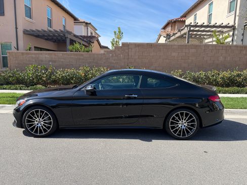 Used 2018 Mercedes-Benz C 300 Coupe image 2