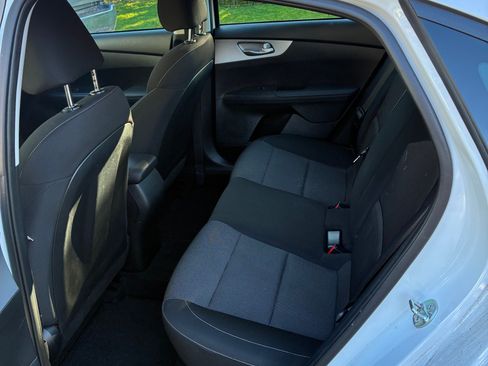 Used 2024 Kia Forte LXS w/ LXS Technology Package image 10