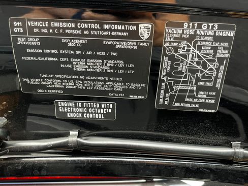 Used 2004 Porsche 911 GT3 RWD image 23