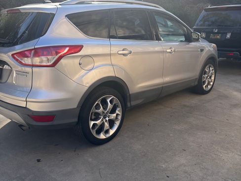 Used 2014 Ford Escape Titanium image 1